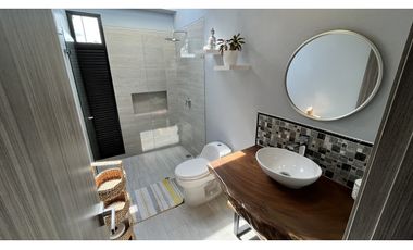 VENTA DE LUJOSA CASA CAMPESTRE EN ARMENIA, QUINDO, COLOMBIA