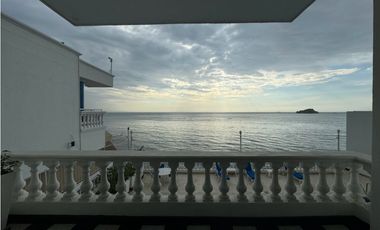 Bonito Apartamento frente al mar