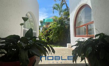 Casa en Venta en Marina Brisas, Acapulco.