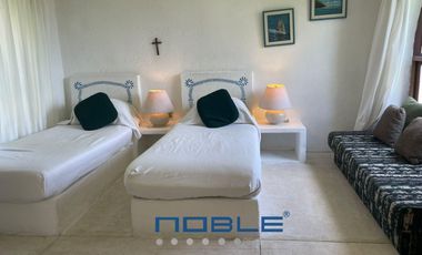 Casa en Venta en Marina Brisas, Acapulco.