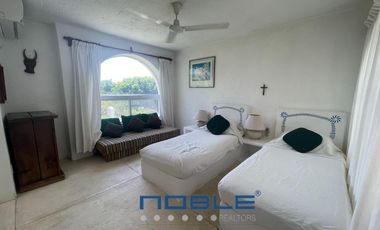 Casa en Venta en Marina Brisas, Acapulco.