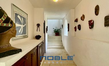 Casa en Venta en Marina Brisas, Acapulco.