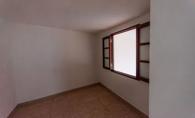 VENTA LOCAL Y PH SOBRE AV MITRE AVELLANEDA CTRO