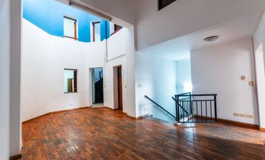 VENTA LOCAL Y PH SOBRE AV MITRE AVELLANEDA CTRO