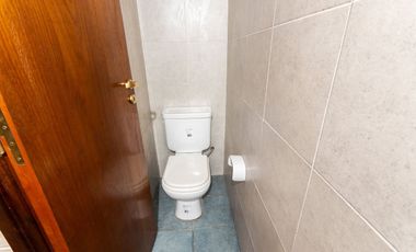 VENTA LOCAL Y PH SOBRE AV MITRE AVELLANEDA CTRO