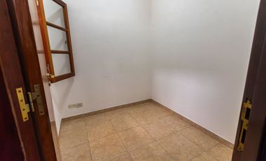 VENTA LOCAL Y PH SOBRE AV MITRE AVELLANEDA CTRO