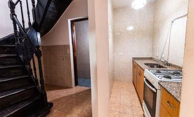 VENTA LOCAL Y PH SOBRE AV MITRE AVELLANEDA CTRO