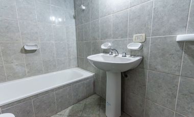 VENTA LOCAL Y PH SOBRE AV MITRE AVELLANEDA CTRO