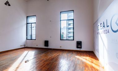 VENTA LOCAL Y PH SOBRE AV MITRE AVELLANEDA CTRO