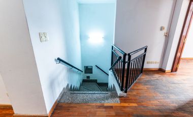 VENTA LOCAL Y PH SOBRE AV MITRE AVELLANEDA CTRO