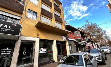 VENTA AVELLANEDA CENTRO MONOAMBIENTE CON PARRILLA