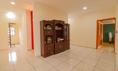 Casa en Fraccionamiento en Brisas Temixco - M2AI-561-Fr