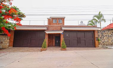 Casa en Fraccionamiento en Brisas Temixco - M2AI-561-Fr