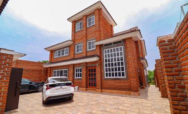 Casa en Fraccionamiento en Brisas Temixco - M2AI-561-Fr