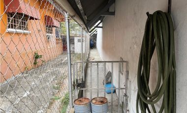 Venta de galera en Parque Lefevre GTA