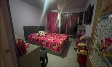 VENDO HERMOSA CASA EN PUERTO PILÓN DE 370 MTS2 --$145.000--