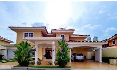 Costa del Este se vende casa unifamiliar
