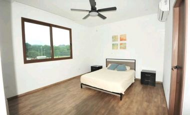 VENTA DE CASA EN CAÑAVERAL DE PENONOMÉ MODERNA Y HERMOSA