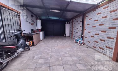 Casa en  Maquinista Savio Este