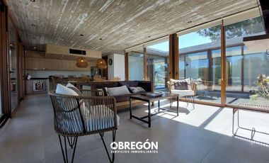 Casa en Costa Esmeralda en alquiler 2024 para 8 personas