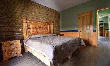 Los Espinos terreno en venta con cabañas en Tapalpa