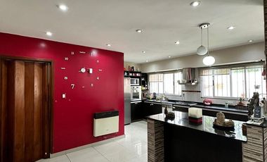 Casa en  Jose Marmol