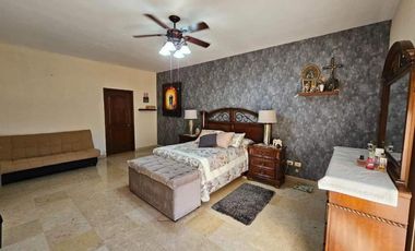 RESIDENCIA EN VENTA HACIENDA DEL ROSARIO