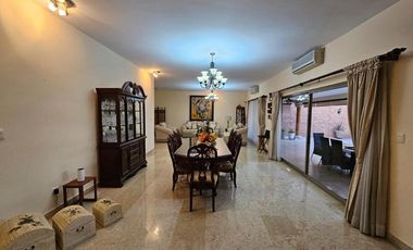 RESIDENCIA EN VENTA HACIENDA DEL ROSARIO
