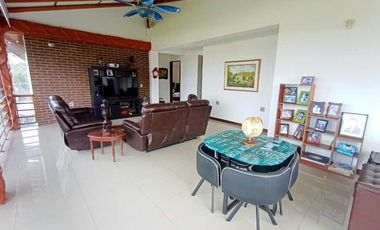 CASA CAMPESTRE EN CERRITOS/PEREIRA