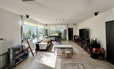 CASA EN VENTA - 6 AMB - PILETA - BARRIO EL REBENQUE - CANNING