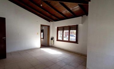 Chalet 3 Amb Con Garage y Patio
