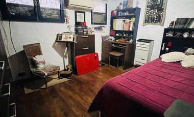 Casa lote propio con galpón