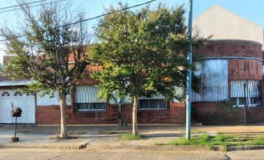 Casa en Remedios De Escalada-venta