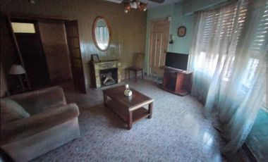 Casa en Remedios De Escalada-venta