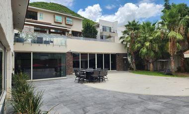 Casa en VENTA, Sierra Alta.