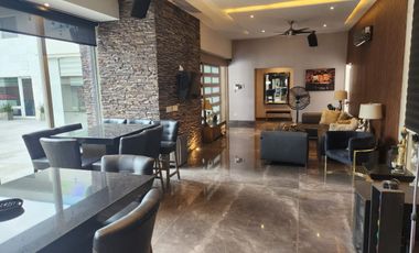 Casa en VENTA, Sierra Alta.