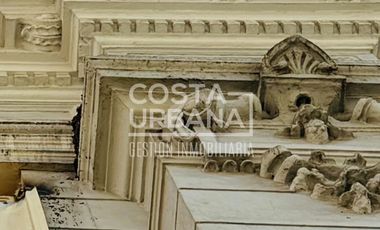 Edificio tradicional en el centro de Valparaíso