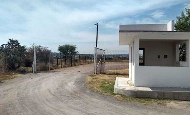 VENTA CENTRO DEPORTIVO TERRENO GRANDE GRANJAS BANTHI SAN JUAN DEL RIO