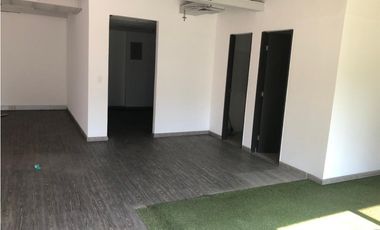 ARRIENDO OFICINA CHICO