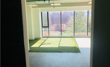 ARRIENDO OFICINA CHICO