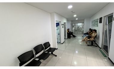 VENTA DE CONSULTORIO EN EL NORTE DE ARMENIA, QUINDO