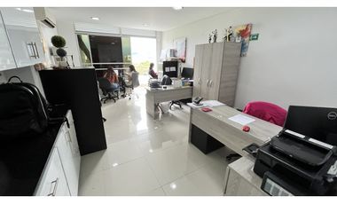 VENTA DE CONSULTORIO EN EL NORTE DE ARMENIA, QUINDO