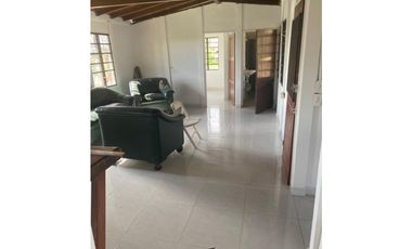 Venta de finca ubicada en marinilla