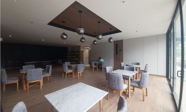 SE ALQUILA APARTA-SUITE EN SENIOR`S CLUB PANCE