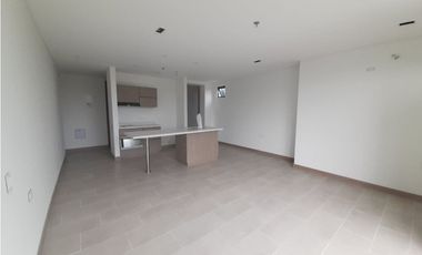 SE ALQUILA APARTA-SUITE EN SENIOR`S CLUB PANCE