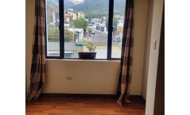 Granda Centeno, Casa en Renta, 450m2, 6 Habitaciones