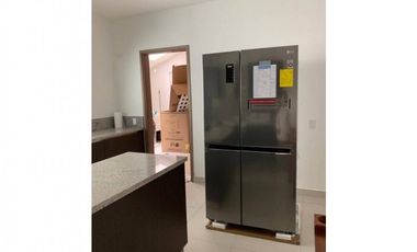 AB Se Alquila Casa en Condado del Rey $2500