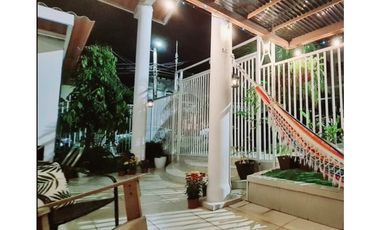 Se Alquila Casa Amoblada en Condado Del Rey $ 1.500 AB