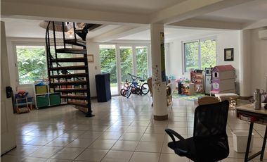 Renta y venta Casa en Cerro Ancón (AA)