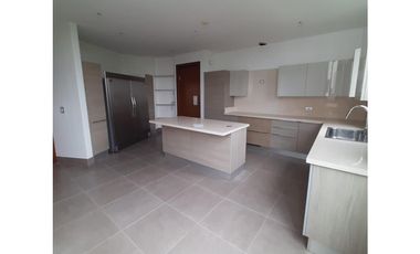 Venta - Apartamento en Valery Point, Santa Maria